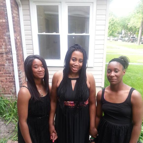 Meet your Posher, Gwen - Picture 1 of 1